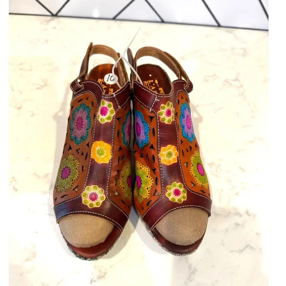 L'Artiste Spring Step Belen leather sandals sz 10 bright hand-painted flowers